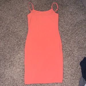 Noodle strap coral dress from fashion nova, too tight for me